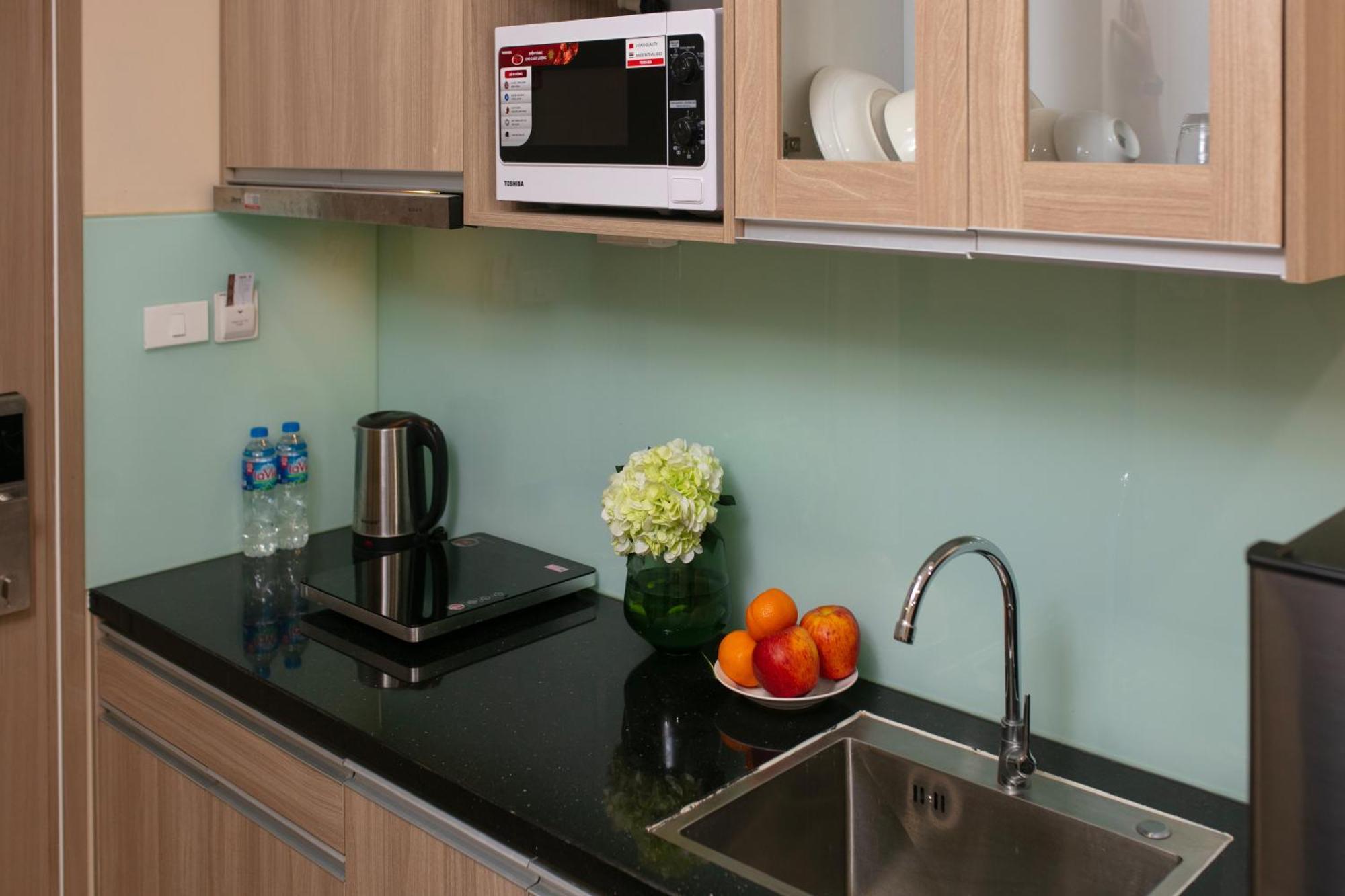 Hb Serviced Apartment - Lac Long Quan Hanoi Exterior photo